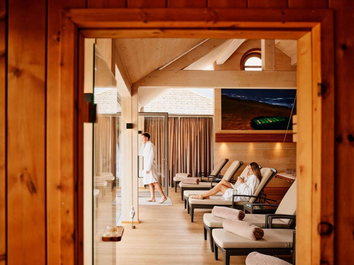 Tauroa Seehotel Грундлзее Екстериор снимка